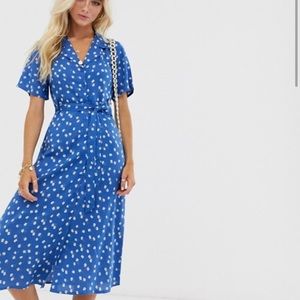 NWT Wednesday’s Girl midi shirt dress blue floral